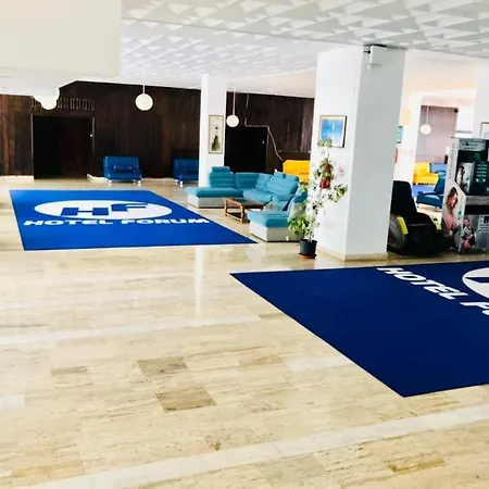 Forum 2*