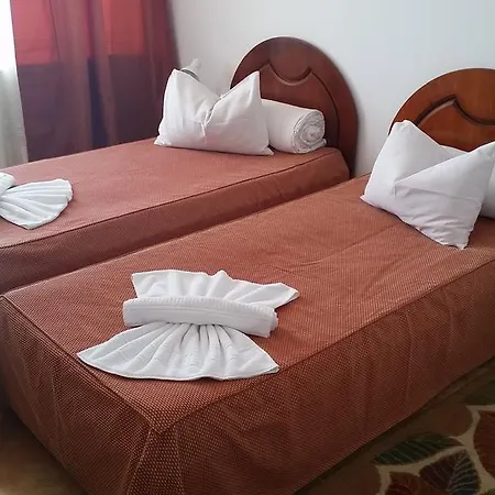 Forum Hotel 2*
